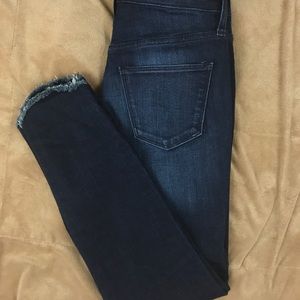 Universal Thread High Rise Skinny Crop Raw Hem